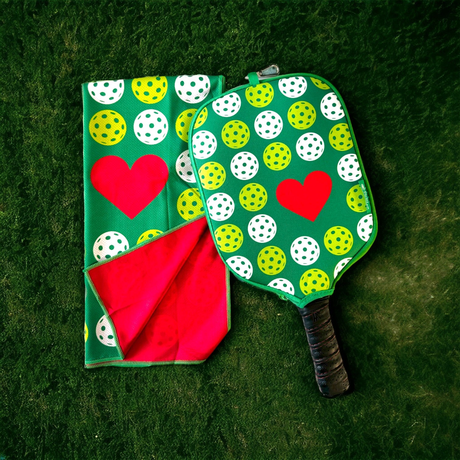 Pickleball Cooling Towel | Pickle Love Red - Posh Pickler