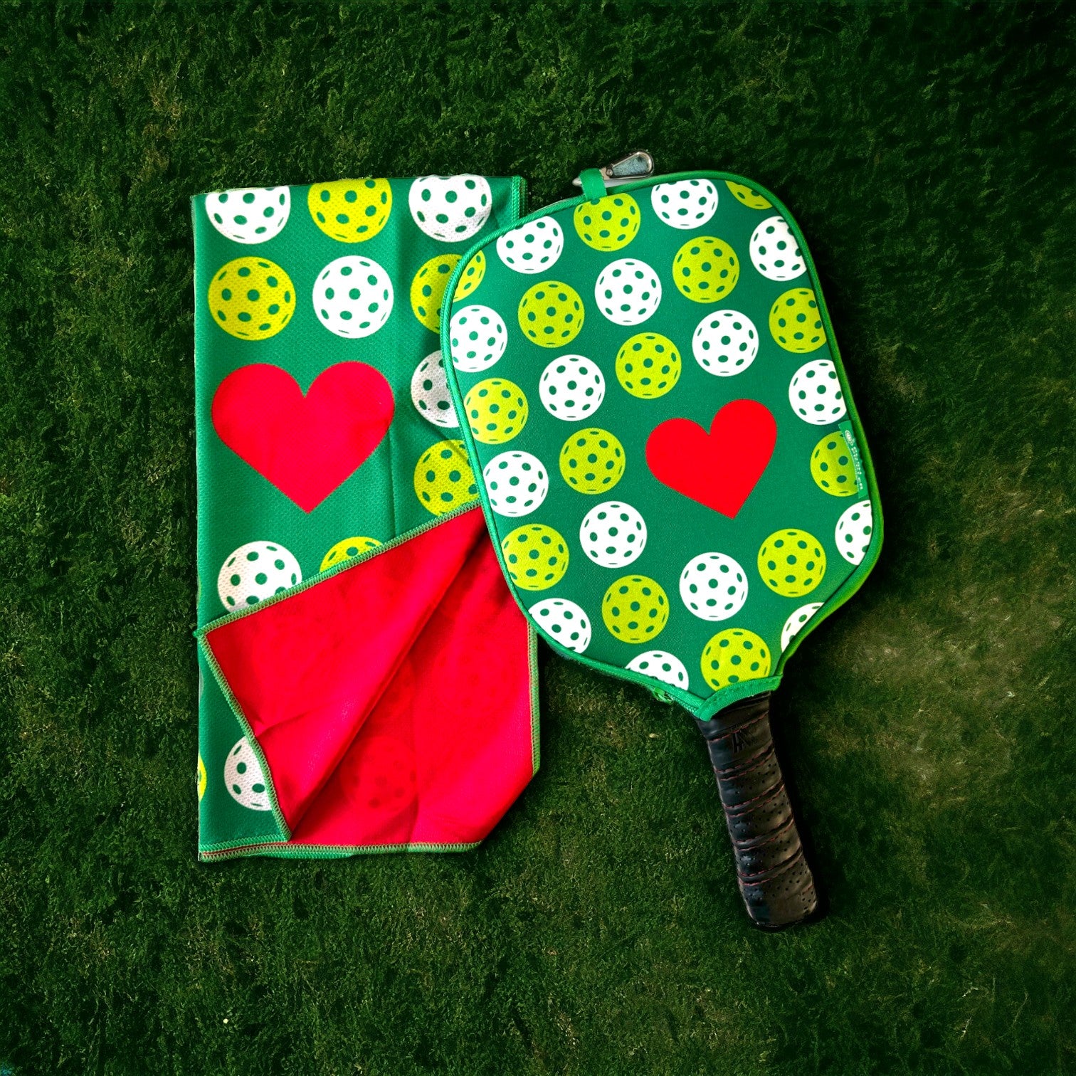 Pickleball Cooling Towel | Pickle Love Red